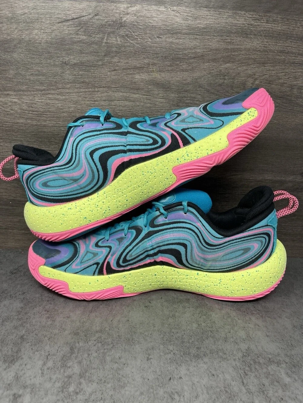 Under Armour Spawn 6 Mens Size 15 Blue Pink Volt Basketball Shoes Flow Cushion